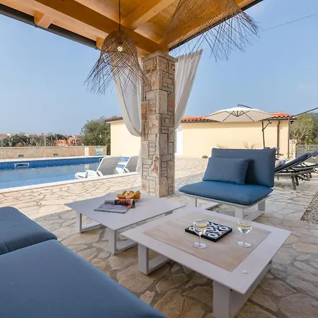 Kalista Istriana For 10 People With Private Pool & Sea View