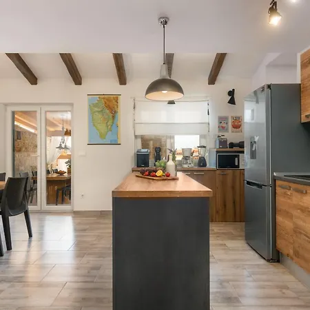 Kalista Istriana For 10 People With Private Pool & Sea View Villa Gajana