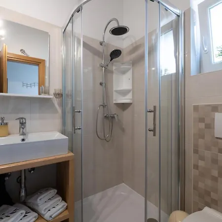 Kalista Istriana For 10 People With Private Pool & Sea View Villa