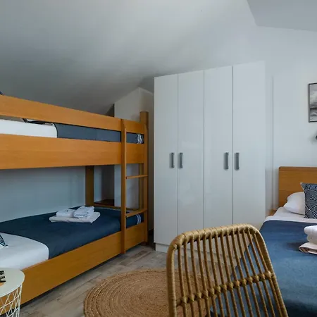 Villa Kalista Istriana For 10 People With Private Pool & Sea View Gajana