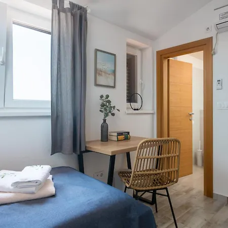 Kalista Istriana For 10 People With Private Pool & Sea View Villa